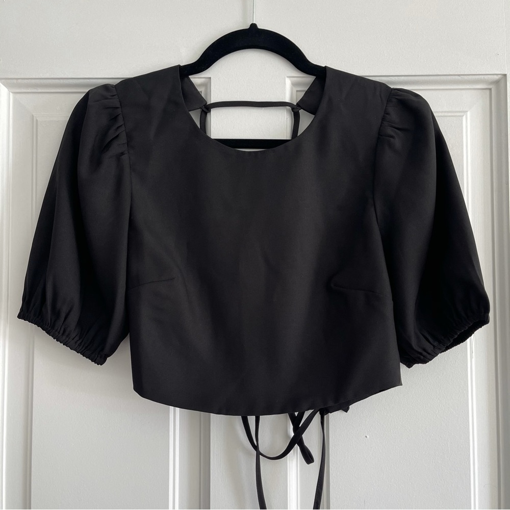 Lulu’s Subtle Flirt Black Puff Sleeve Lace-up Crop Top - Picture 5 of 10